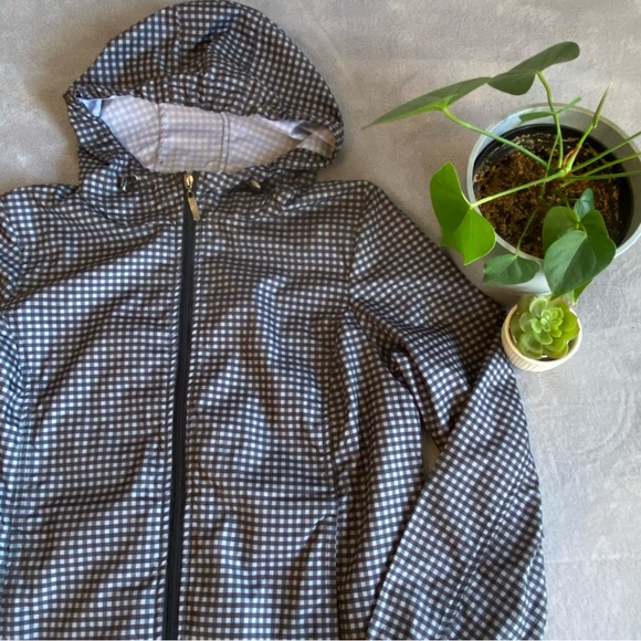Northern reflections pack away windbreaker rain jacket - Picture 3 of 6